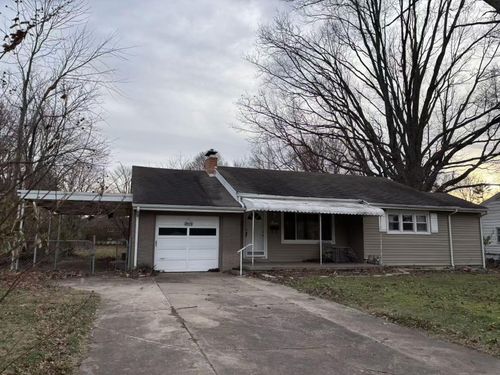 2328 E Manchester St, Springfield, MO, 65804-2627 | Card Image