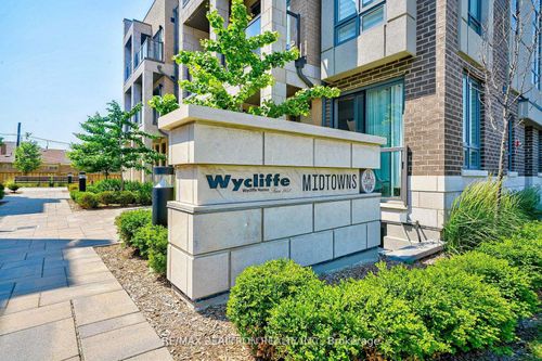 73-721 Lawrence Ave W, North York, ON, M6A0C6 | Card Image