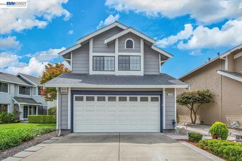 3560 Mcsherry Way, Alameda, CA, 94502-7075 | Card Image
