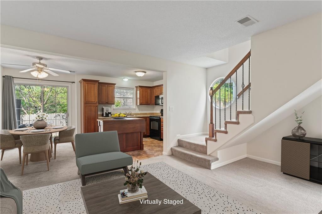 Hidden Ridge Cir, Blue Springs, MO 64015