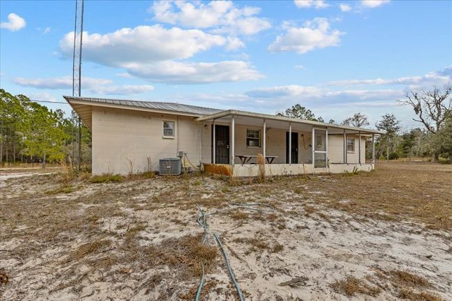 6030 Se 85 Th Loop, House other with 3 bedrooms, 2 bathrooms and null parking in TRENTON FL | Image 20