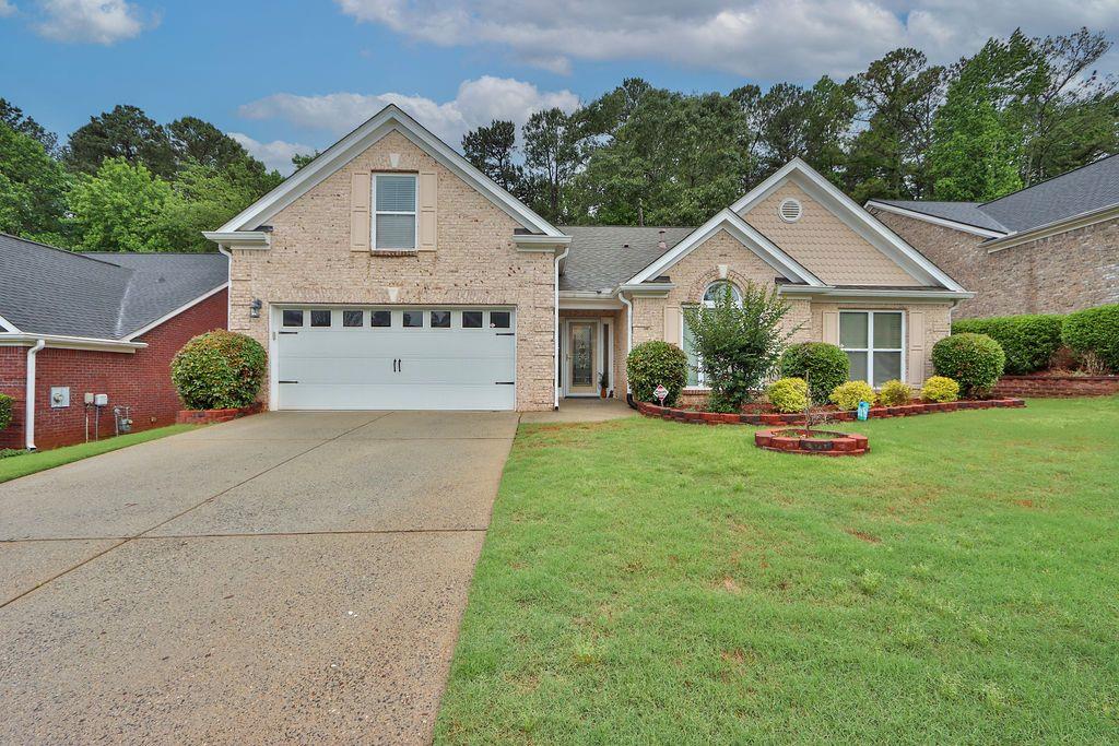 Simonton Glen Dr, Lawrenceville, GA 30045