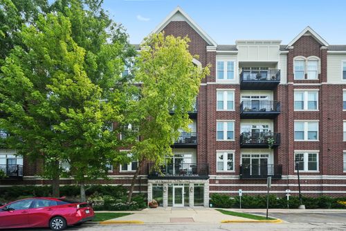 unit-413-7757 Van Buren St, Forest Park, IL, 60130-4811 | Card Image