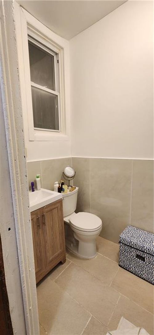 1458 Dean St, Brooklyn, NY, 11213-1504 | Card Image