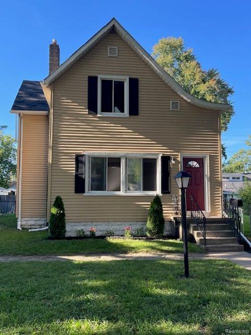 1307 Hancock St, Port Huron, MI, 48060-2826 | Card Image