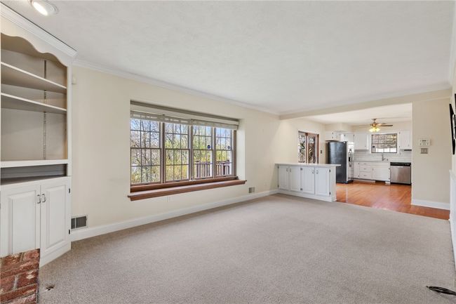 816 Sean Ct, House other with 3 bedrooms, 3 bathrooms and 2 parking in Jefferson Hills PA | Image 13