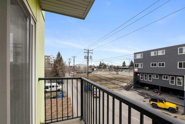 305 - 1740 9 Street Nw, Home with 3 bedrooms, 1 bathrooms and 1 parking in Calgary AB | Image 8