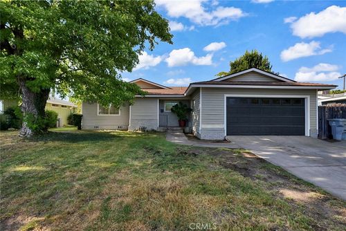 1527 Underwood Ave, Atwater, CA, 95301-2747 | Card Image
