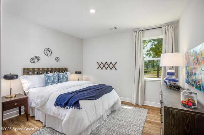 Model home - actual features may vary. | Image 17