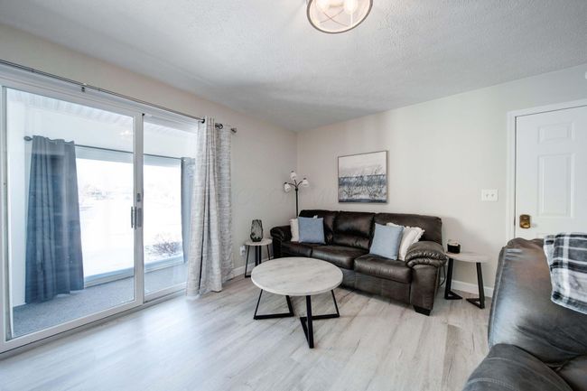 2-1L - 129 Chase Ave, Condo with 2 bedrooms, 2 bathrooms and null parking in Russells Point OH | Image 6