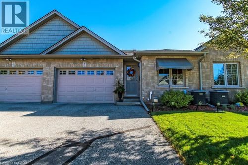 7-52 Imperial St, Delhi, ON, N4B1G7 | Card Image