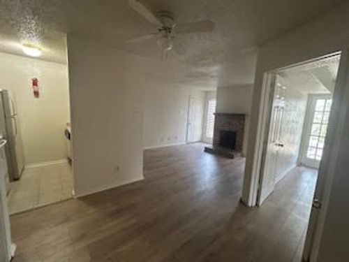 apt-306-9520 Royal Ln, Dallas, TX, 75243-7634 | Card Image