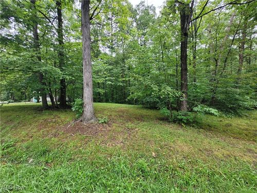 1283 Laurel Dr, West Salem, OH, 44287-9135 | Card Image