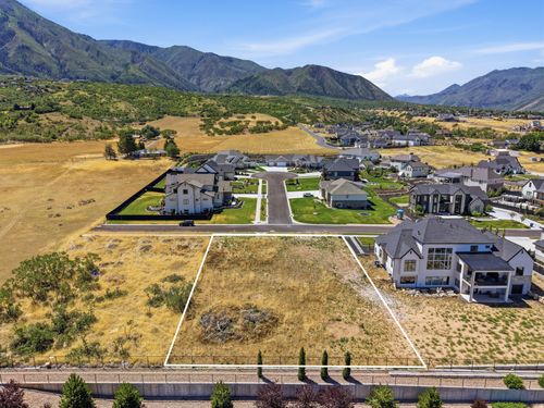 17-550 W Autumn Blaze, Woodland Hills, UT, 84653-2027 | Card Image
