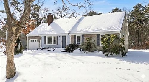 69 Abells Rd, West Yarmouth, MA, 02673-3561 | Card Image
