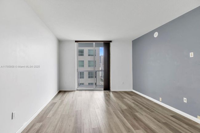 APT-1508 - 185 Sw 7 Th St, Condo with 1 bedrooms, 1 bathrooms and null parking in Miami FL | Image 8