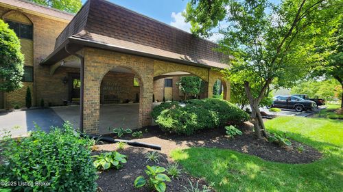 218-1600 Gardiner Ln, Louisville, KY, 40205-2763 | Card Image