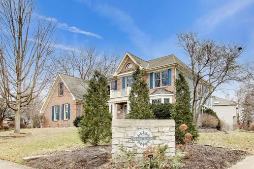 26W401 Torrey Pines Ct, Winfield, IL, 60190-2354 | Card Image