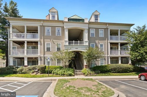 12b-18101 Cloppers Mill Ter, GERMANTOWN, MD, 20874-6342 | Card Image