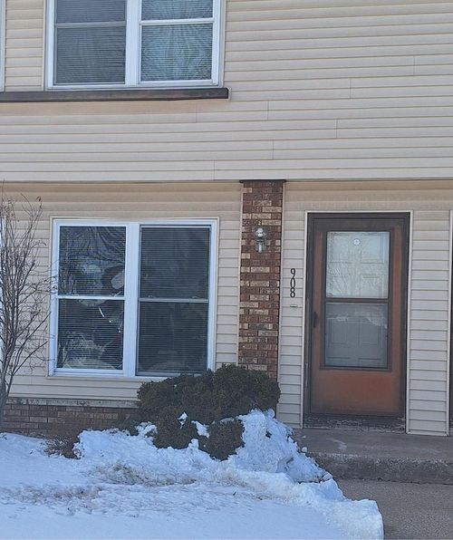 908 12th Avenue, Onalaska, WI, 54650 | Card Image