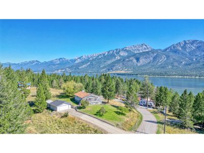 6739 Columbia Estates Rd, House other with 3 bedrooms, 2 bathrooms and 6 parking in Fairmont Hot Springs BC | Image 1