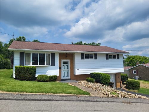 332 W Keeling Ave, Derry, PA, 15627-1751 | Card Image