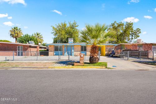 9317 El Vergel Dr, El Paso, TX, 79907-3353 | Card Image