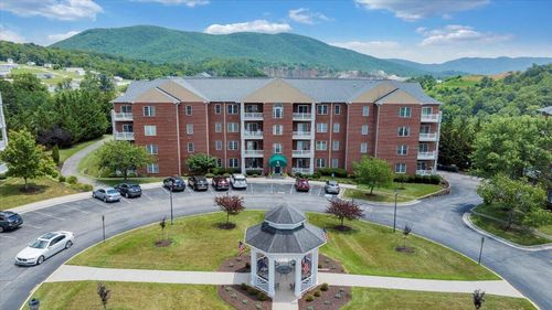 apt-404-4448 Pheasant Ridge Rd, Roanoke, VA, 24014-5206 | Card Image