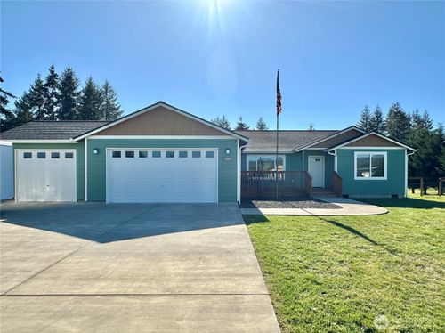 22 Shorthorn Ln, Oakville, WA, 98568-9760 | Card Image