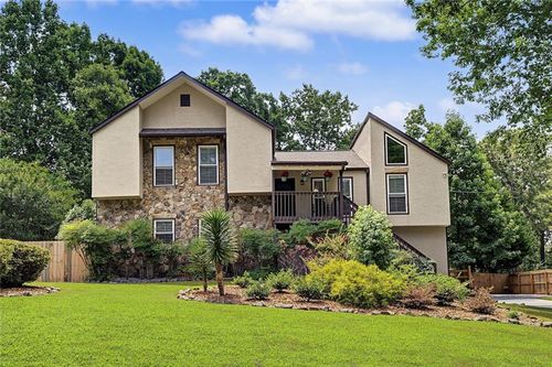 154 W Putnam Ferry Rd, Woodstock, GA, 30189-1512 | Card Image