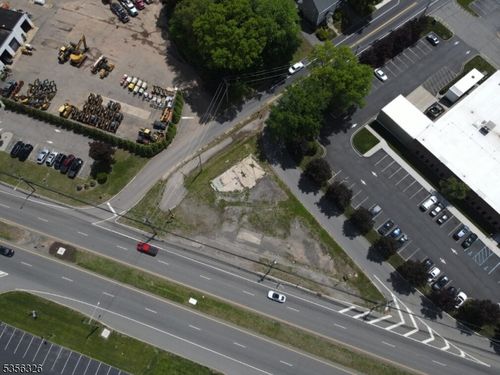 63 Us Highway 46, Pine Brook, NJ, 07058-9609 | Card Image