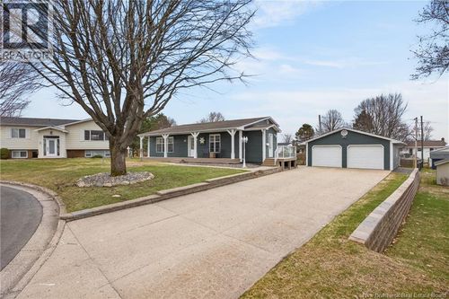 55 Lawson Crt, Fredericton, NB, E3A5G3 | Card Image