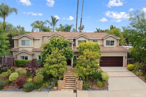 4520 El Caballero Dr, Tarzana, CA, 91356-5109 | Card Image