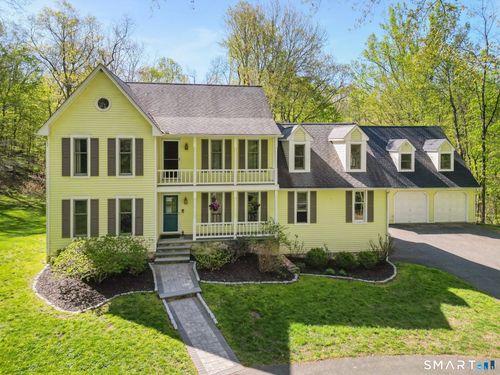 13 Aunt Pattys Ln W, Bethel, CT, 06801-2901 | Card Image
