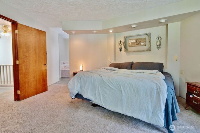 guest room | Image 27
