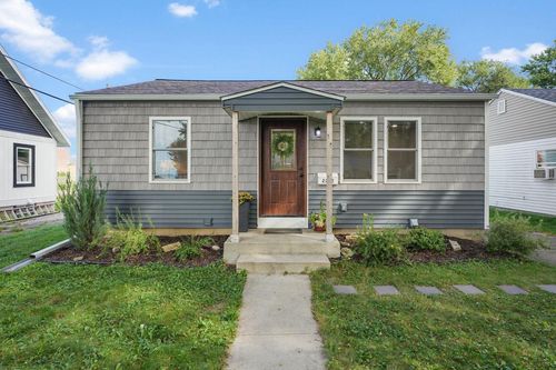 2252 Coolidge Street, Madison, WI, 53704 | Card Image