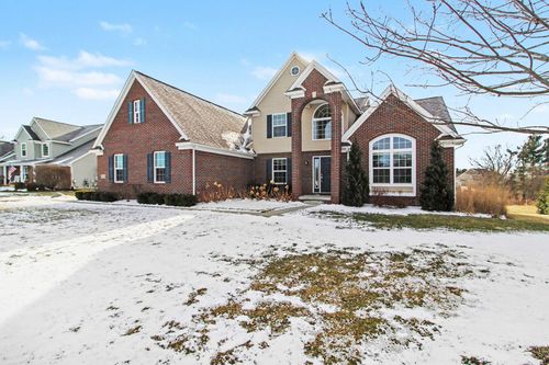 5862 Tyler Ct, Dexter, MI, 48130-7501 | Card Image