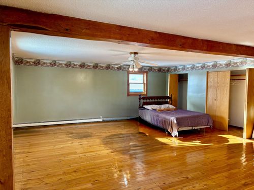 708 2nd St Nw, Baudette, MN, 56623-8819 | Card Image