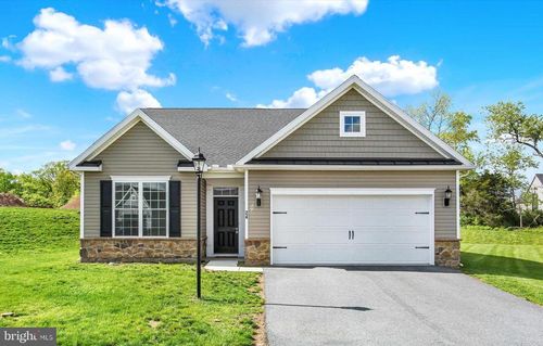 24 Flicker Ct, GETTYSBURG, PA, 17325-8617 | Card Image