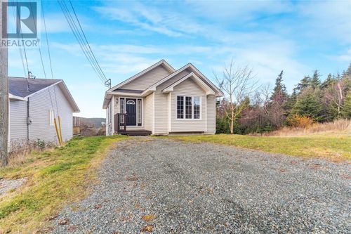 25 Farm Rd, Portugal Cove - St. Philips, NL, A1M2T3 | Card Image