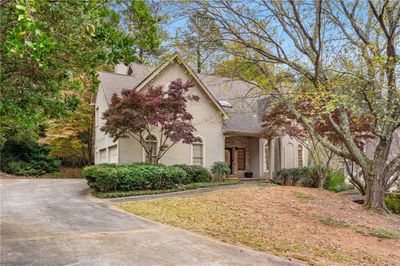 365 Log House Court, House other with 4 bedrooms, 3 bathrooms and null parking in Roswell GA | Image 1