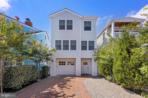 106 E 26th St, SHIP BOTTOM, NJ, 08008 | Card Image