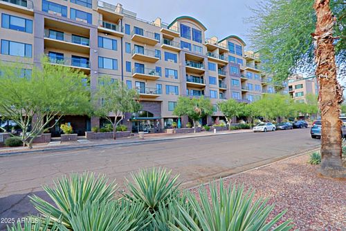 305-16 W Encanto Blvd, Phoenix, AZ, 85003-1135 | Card Image