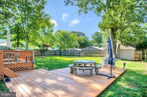 645 Gull Dr, DEALE, MD, 20751-9761 | Card Image