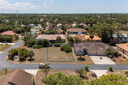 11273 Coimbra Ln, BONITA SPRINGS, FL, 34135-5369 | Card Image