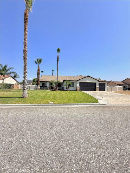 9985 Willowbrook Road, Jurupa Valley, CA, 92509 | Card Image