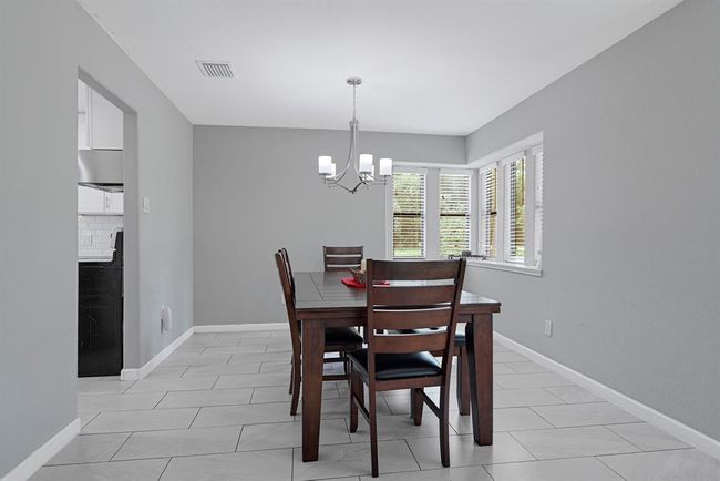 2507 Encreek Rd, House other with 4 bedrooms, 3 bathrooms and null parking in Houston TX | Image 8