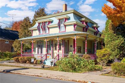 11 Oak St, House other with 5 bedrooms, 3 bathrooms and 5 parking in Lancaster ON | Image 1