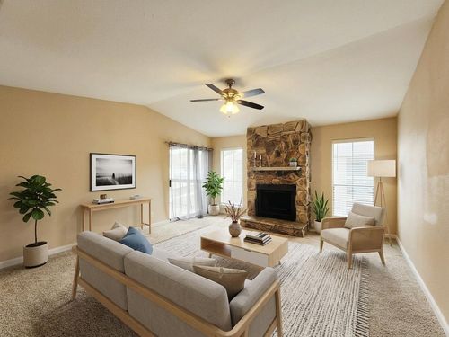 100-17401 Red Oak Dr, Houston, TX, 77090-1262 | Card Image