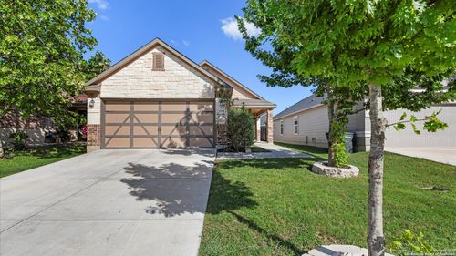 2096 Brandywine Dr, New Braunfels, TX, 78130-2616 | Card Image